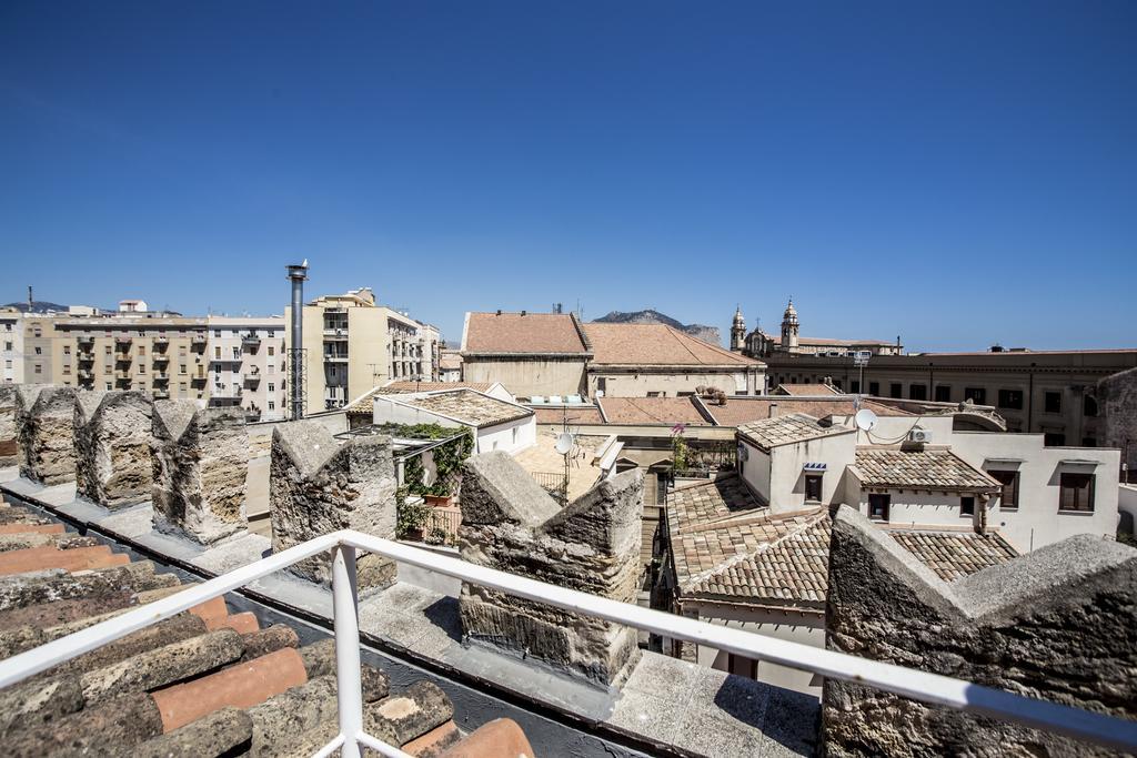 Palazzo Vatticani Bed & Breakfast Palermo Exterior photo